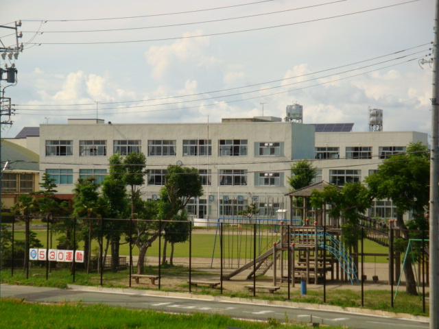 リバティー・Ｍの周辺|豊橋市立前芝小学校まで934ｍ