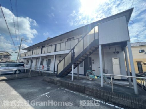 リヴェール中村の外観