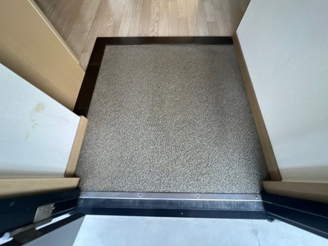 リヴェール中村の玄関