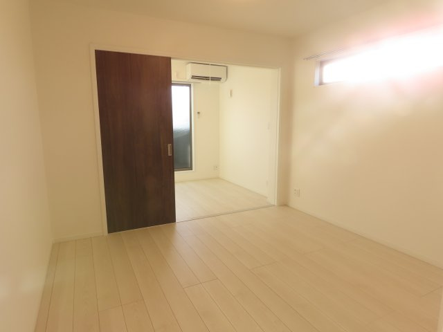 TUP津田沼の居間・リビング