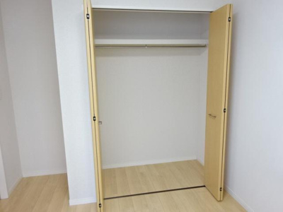 【収納】 | リバティー・Ｍ | 南洋室クローゼット