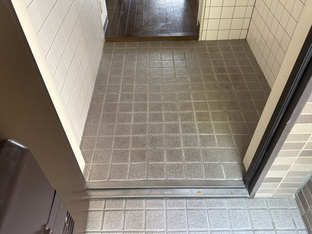 ラメール大塩の玄関