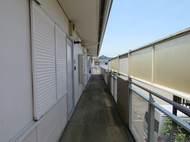 エスポワール霞Bのエントランス