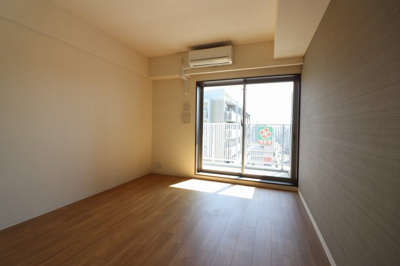 【洋室】 | アーバンエース関目パル