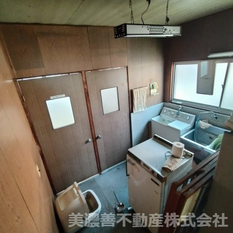 ６３４３０　岐阜市天池事業用のその他