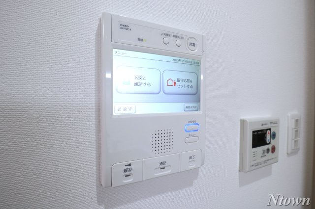 【設備】 | ノヴェル新栄 | モニター付きインターホンです