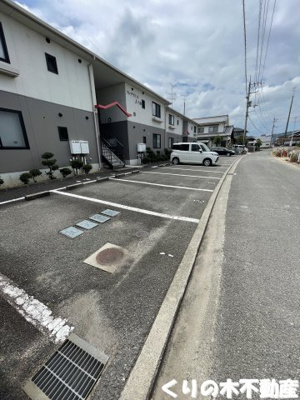 【駐車場】 | フレグランス上ノ山　A棟 | 駐車場