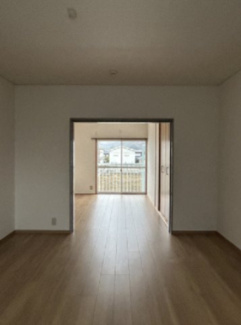  | ファミリー春 | 元々奥は和室だったのを洋室にリフォーム！