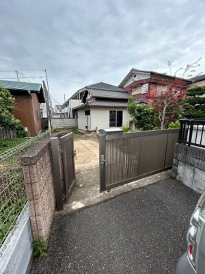 【エントランス】 | 坂戸市三光町貸家