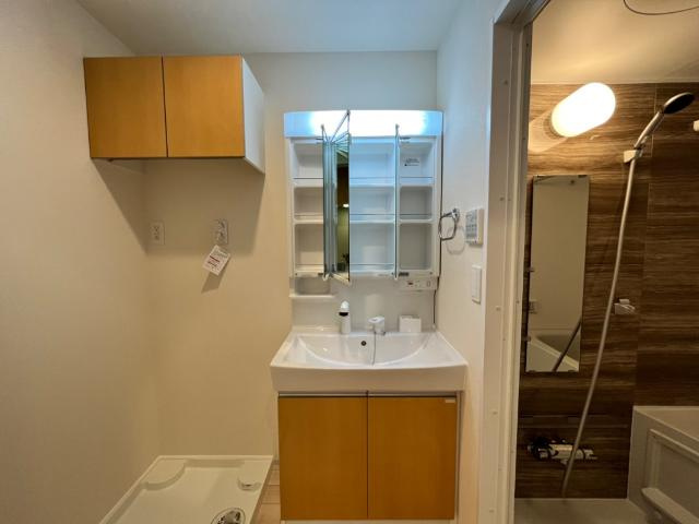 久留米市御井町のアパートのロビー|洗面