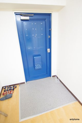 レジデンス都島　仲介手数料無料の玄関