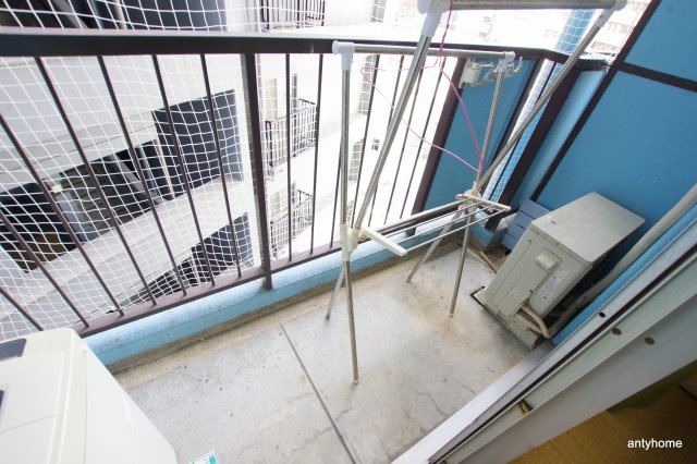 レジデンス都島　仲介手数料無料のバルコニー