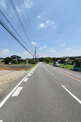 建築条件なし　日高市高岡・売地　34条12号の前面道路含む現地写真|前面道路①