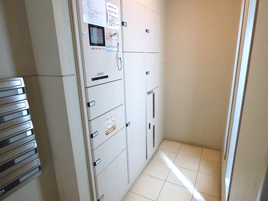 コアマンション橘公園リバーステージのその他共用部分|宅配BOXは不在時に便利です。
