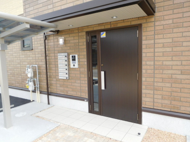 Felice Casa A棟のエントランス
