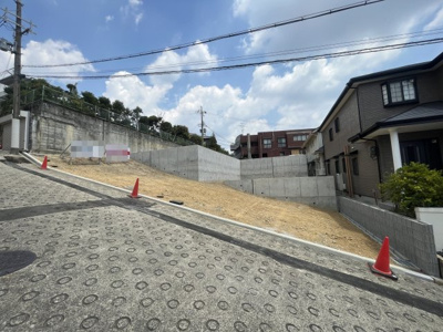 【前面道路含む現地写真】 | 箕面市箕面２丁目　土地　３号地