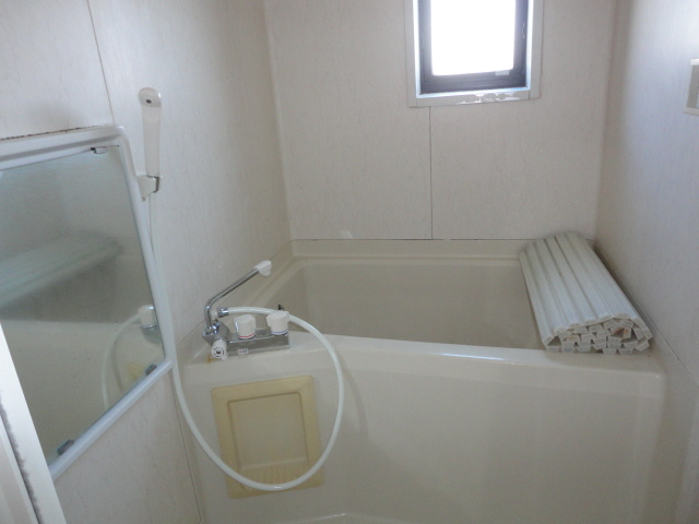 メゾンタカAの浴室