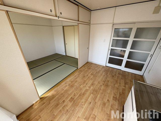 泉北茶山台２丁7番3号棟の居間・リビング