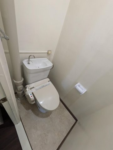 車返団地1街区15号棟のトイレ