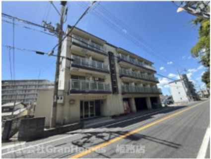 サニーパレス保城の外観