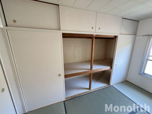 泉北茶山台２丁7番4号棟の収納