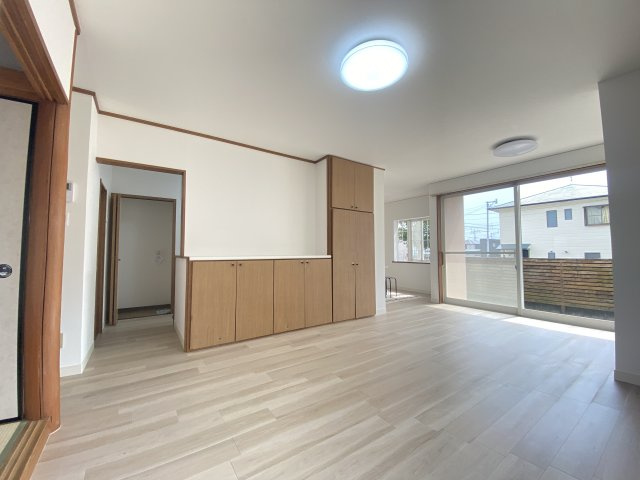【居間・リビング】 | 熊本市東区小山5丁目　 | ☆増築を行っており、生活空間をご家族にあわせて変更可能です☆