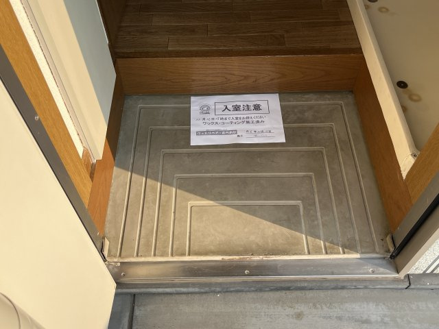 エステートピアセルベーユⅡの玄関