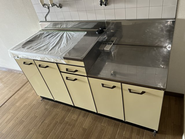 エステートピアセルベーユⅡのキッチン