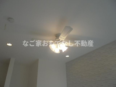 【その他】 | カンファーフォレスト | 同型タイプ