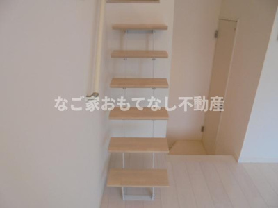 【その他】 | カンファーフォレスト | 同型タイプ