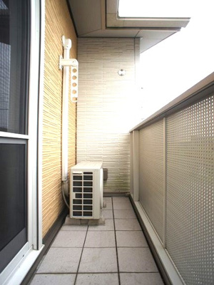 【バルコニー】 | ラ・フォルトゥーナA | 日当たり良好！お洗濯物がたくさん干せます♪