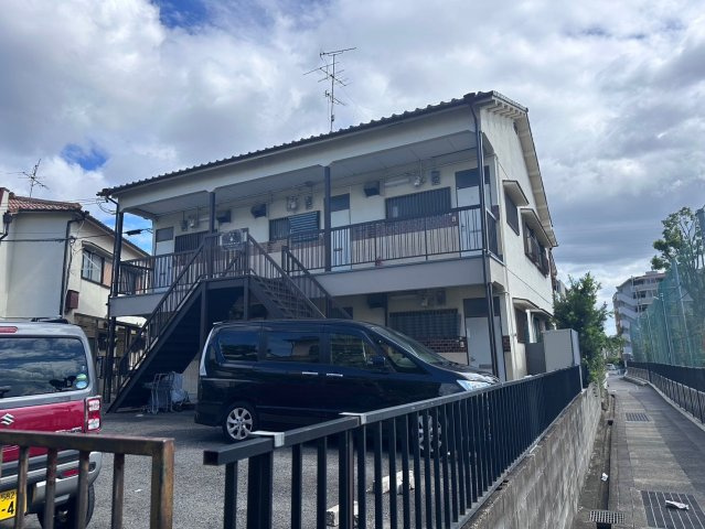 清水ハイツの外観