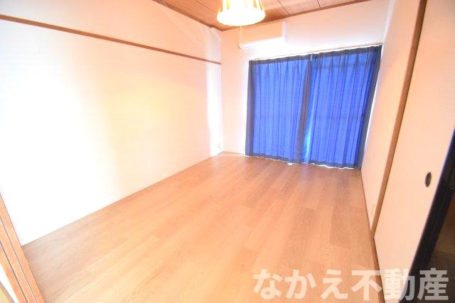 【洋室】 | 個人の部屋や寝室として使える洋室です