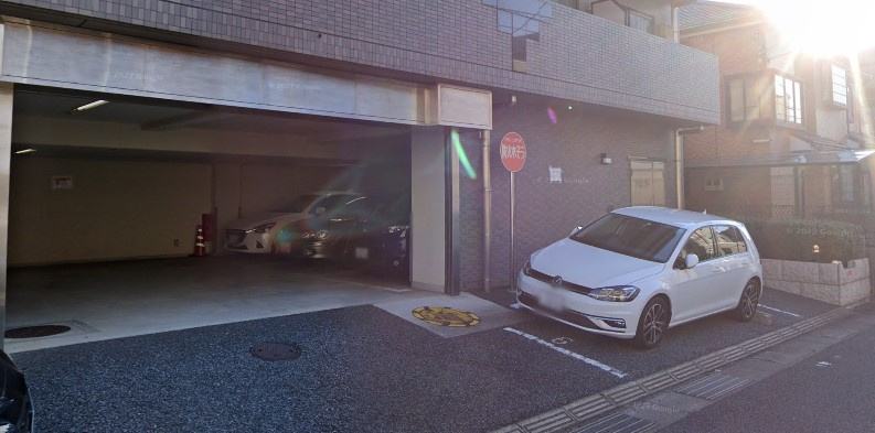 グランピーノ妙典の駐車場