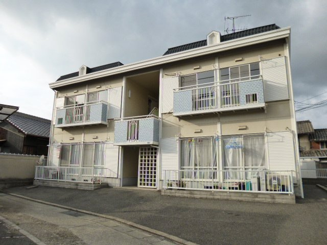 倉敷市児島阿津２丁目のアパートの外観
