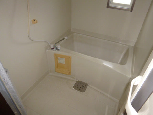 倉敷市児島阿津２丁目のアパートの浴室