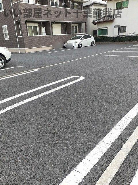 パールエイトの駐車場