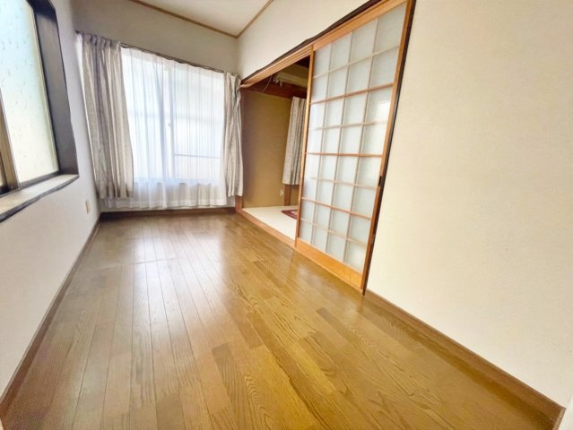 中古戸建　下矢田町4丁目の洋室