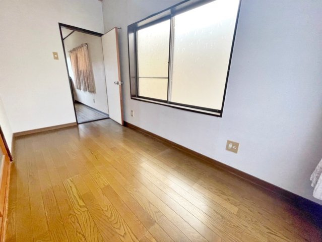 中古戸建　下矢田町4丁目の洋室