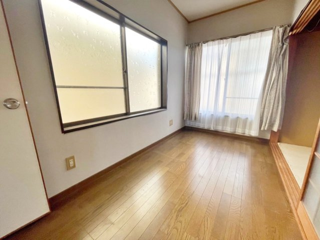 中古戸建　下矢田町4丁目の洋室