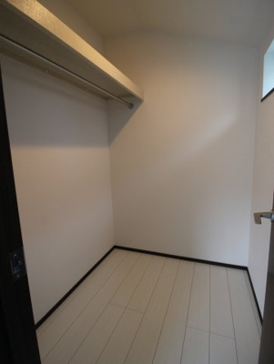 【収納】 | 八幡市八幡福禄谷　新築戸建 | WICになります。
沢山収納して頂けそうですね。