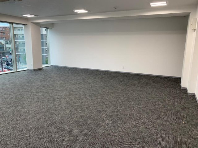 フクダ不動産奈良駅クリスタルビルの居間・リビング