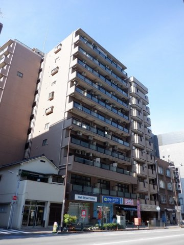 リーラ仲御徒町の外観
