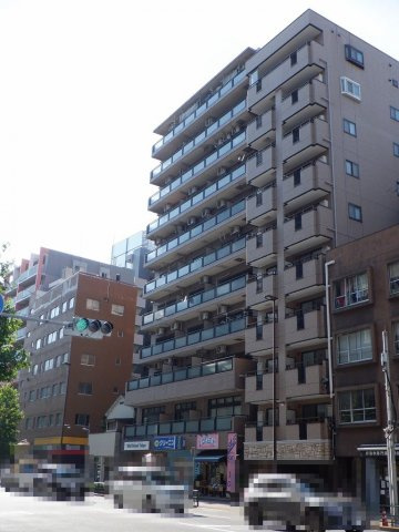 リーラ仲御徒町の外観