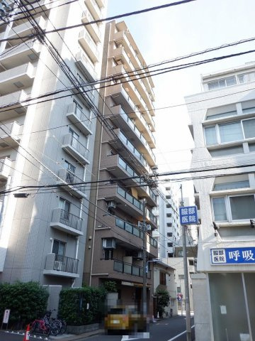 リーラ仲御徒町の外観