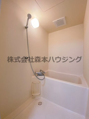 【浴室】 | 　エクレール・やぐら | ゆったり過ごせるお風呂です