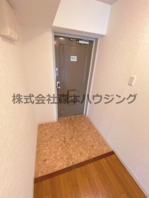 【玄関】 | 　エクレール・やぐら | 落ち着いた玄関です