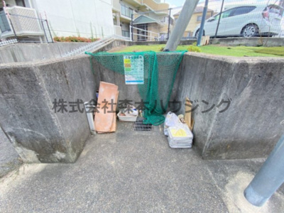 【その他共用部分】 | 　エクレール・やぐら | 専用ごみ置き場です