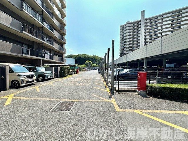 オクトス湘南茅ヶ崎ヴィスタヒルの駐車場|敷地内駐車場