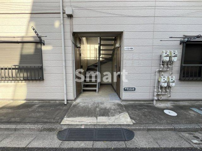 【エントランス】 | ハウス中野